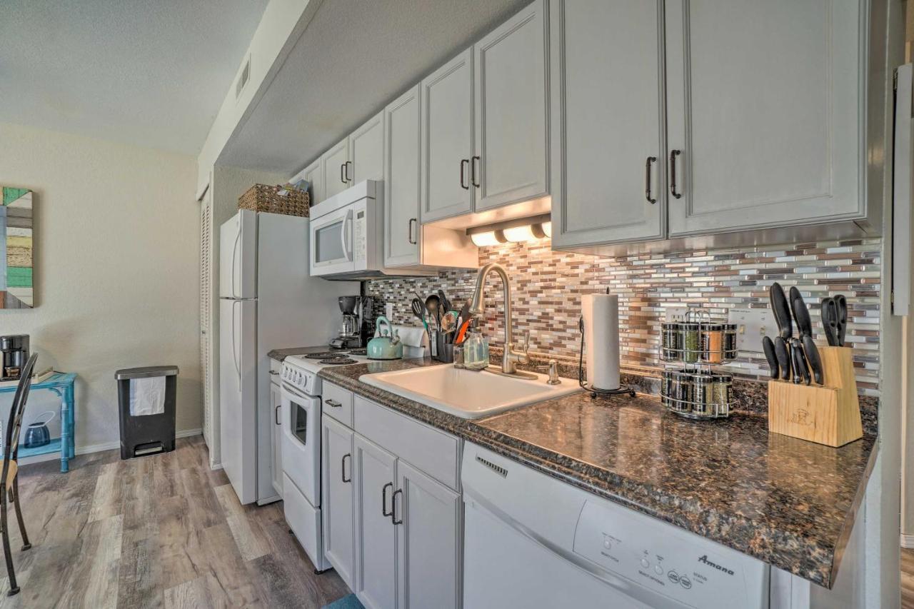Centrally Located Branson Condo With Pool And Marina! Exterior photo