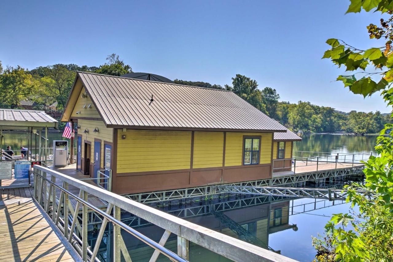 Centrally Located Branson Condo With Pool And Marina! Exterior photo